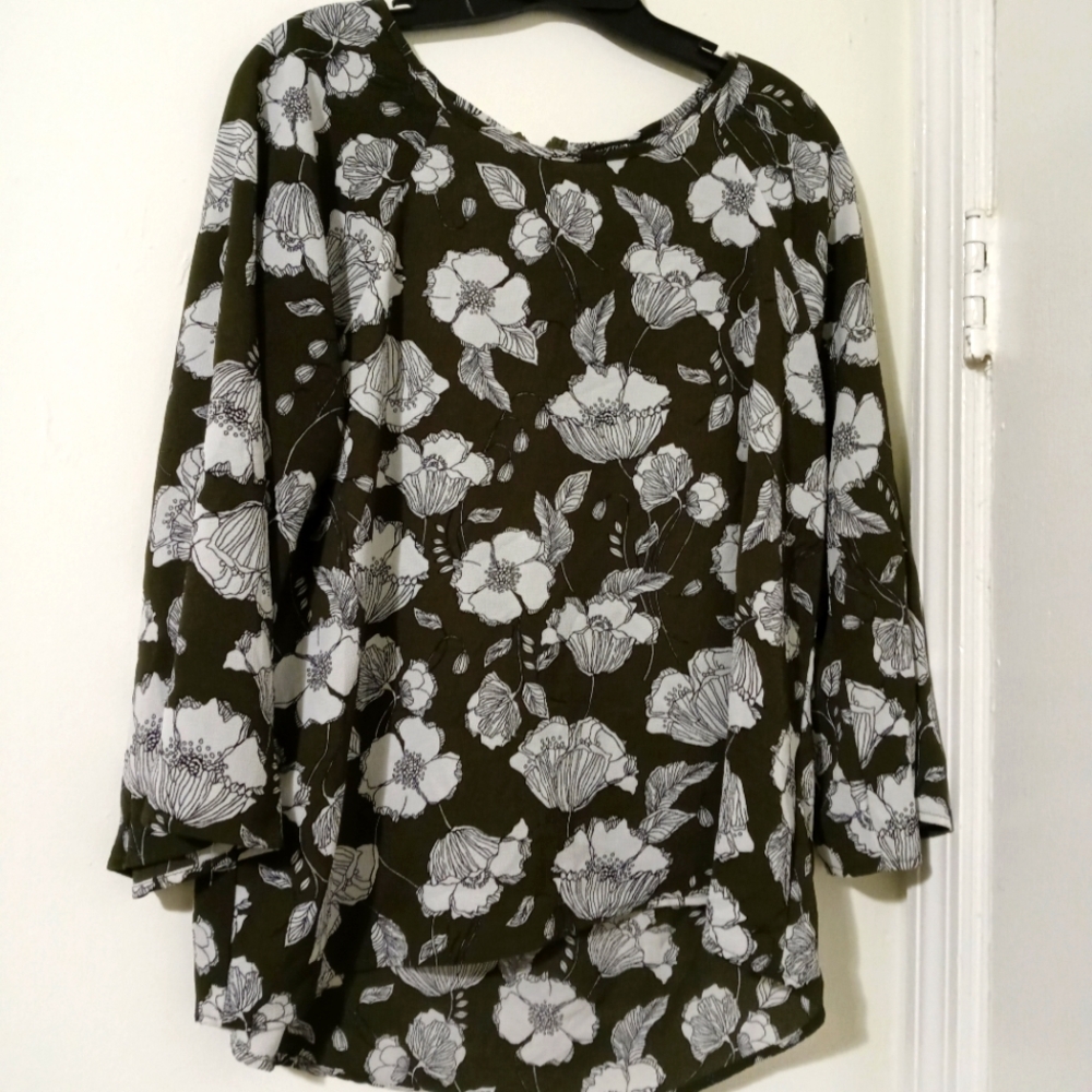 Papermoon Floral White & Green Blouse